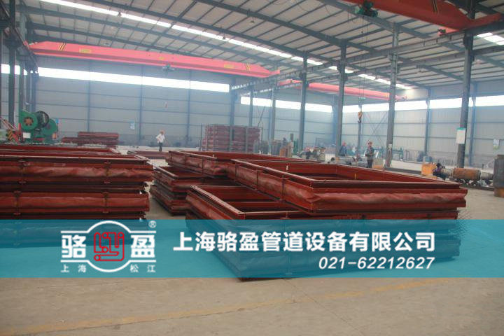 香港機(jī)場(chǎng)赤鱲角<a href=http://www.ocfh.cn target=_blank class=infotextkey>非金屬補(bǔ)償器</a>生產(chǎn)廠家